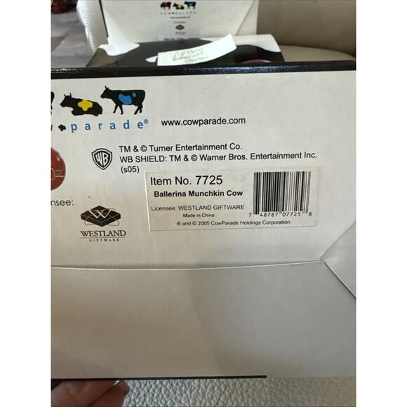 Cow Parade Ballerina Munchkin 7725 The Wizard of Oz Figurine RARE Box Tags SEE⭐️ - Picture 2 of 16